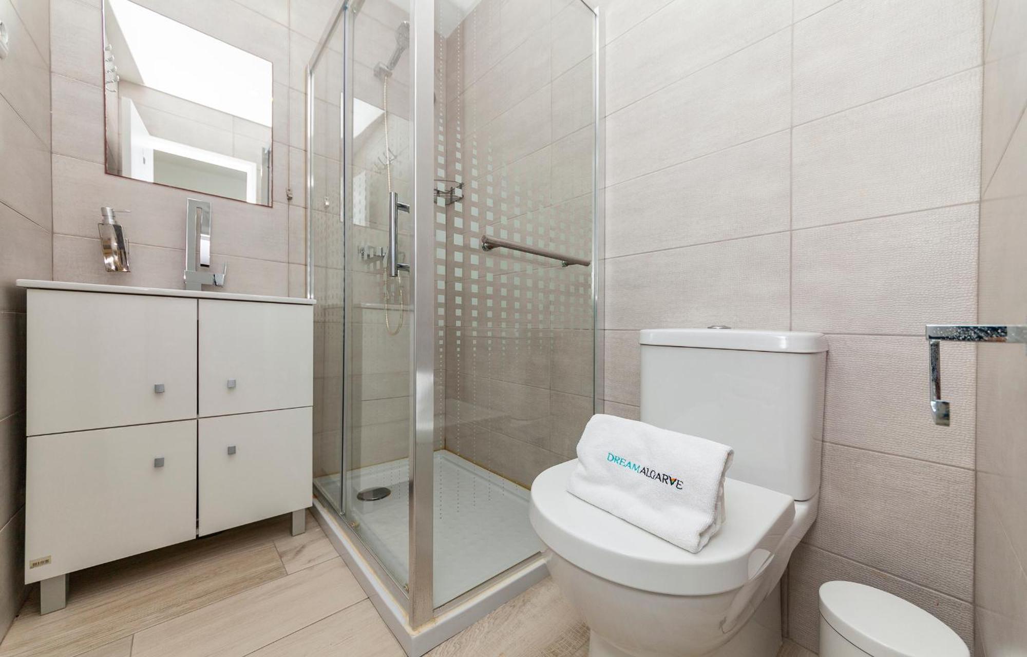 M - Martin & Tomas Guesthouse Lagos Chambre photo
